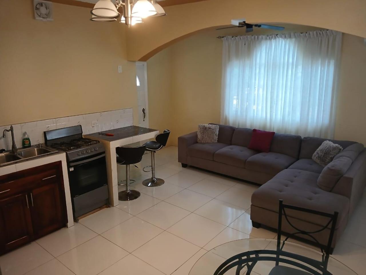 Runthings Hideaway Stay נגריל מראה חיצוני תמונה